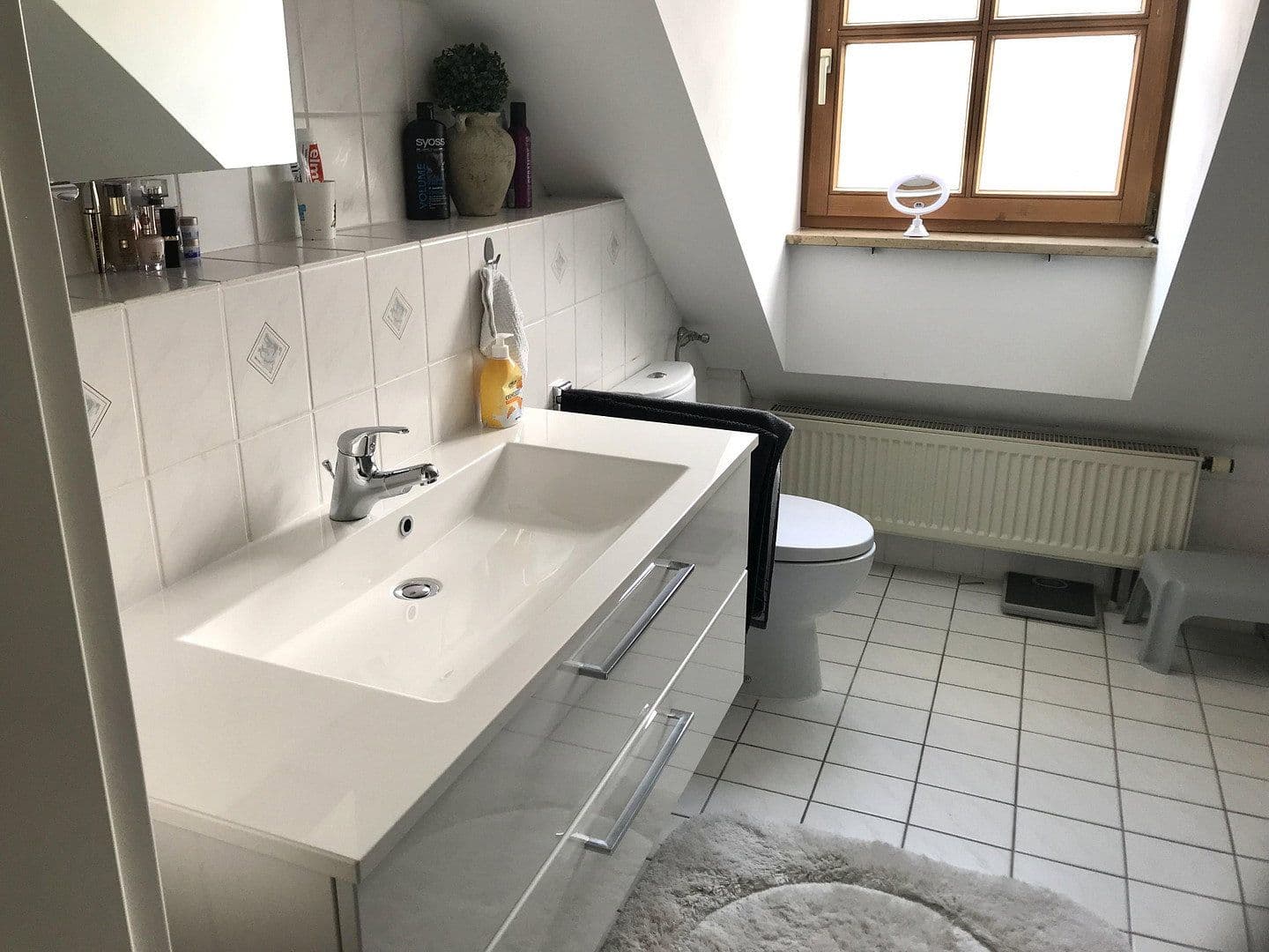 Prodej domu 126 m², pozemek 367 m², Neunkirchen am Brand, Bavorsko Prodej domu 126 m², pozemek 367 m², Neunkirchen am Brand, Bavorsko
