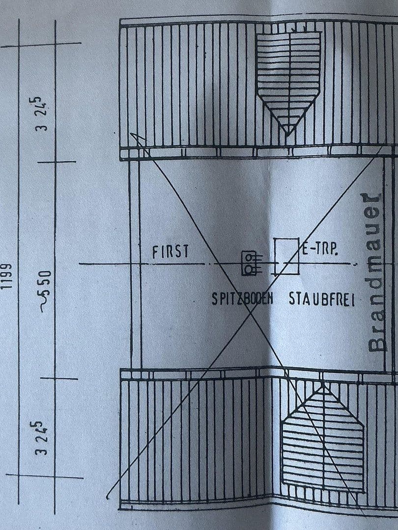 Prodej domu 126 m², pozemek 367 m², Neunkirchen am Brand, Bavorsko Prodej domu 126 m², pozemek 367 m², Neunkirchen am Brand, Bavorsko