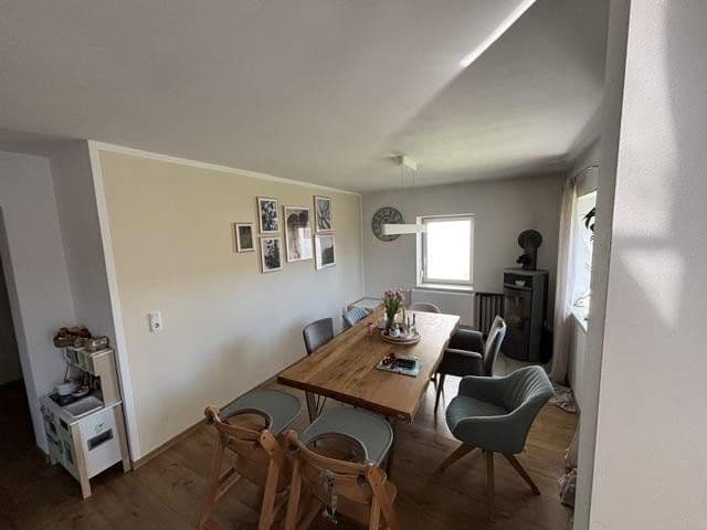 Prodej domu 121 m², pozemek 371 m², Leckwitzer Straße 17, Liebschützberg, Sasko Prodej domu 121 m², pozemek 371 m², Leckwitzer Straße 17, Liebschützberg, Sasko