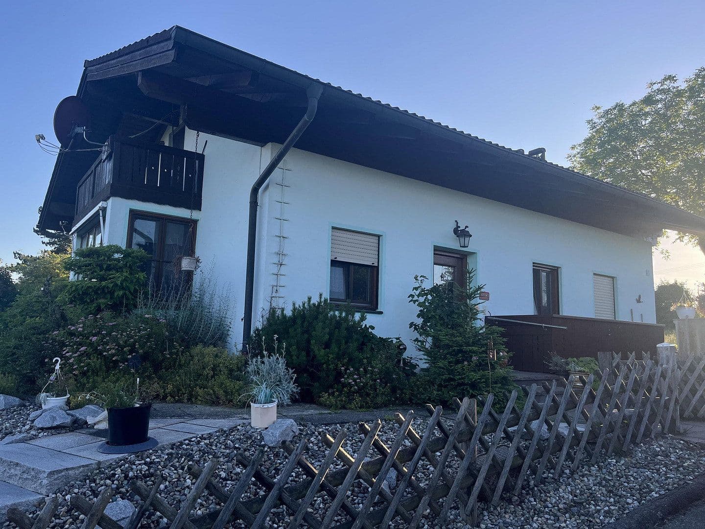 Prodej domu 135 m², pozemek 980 m², Schnaitsee, Bavorsko Prodej domu 135 m², pozemek 980 m², Schnaitsee, Bavorsko