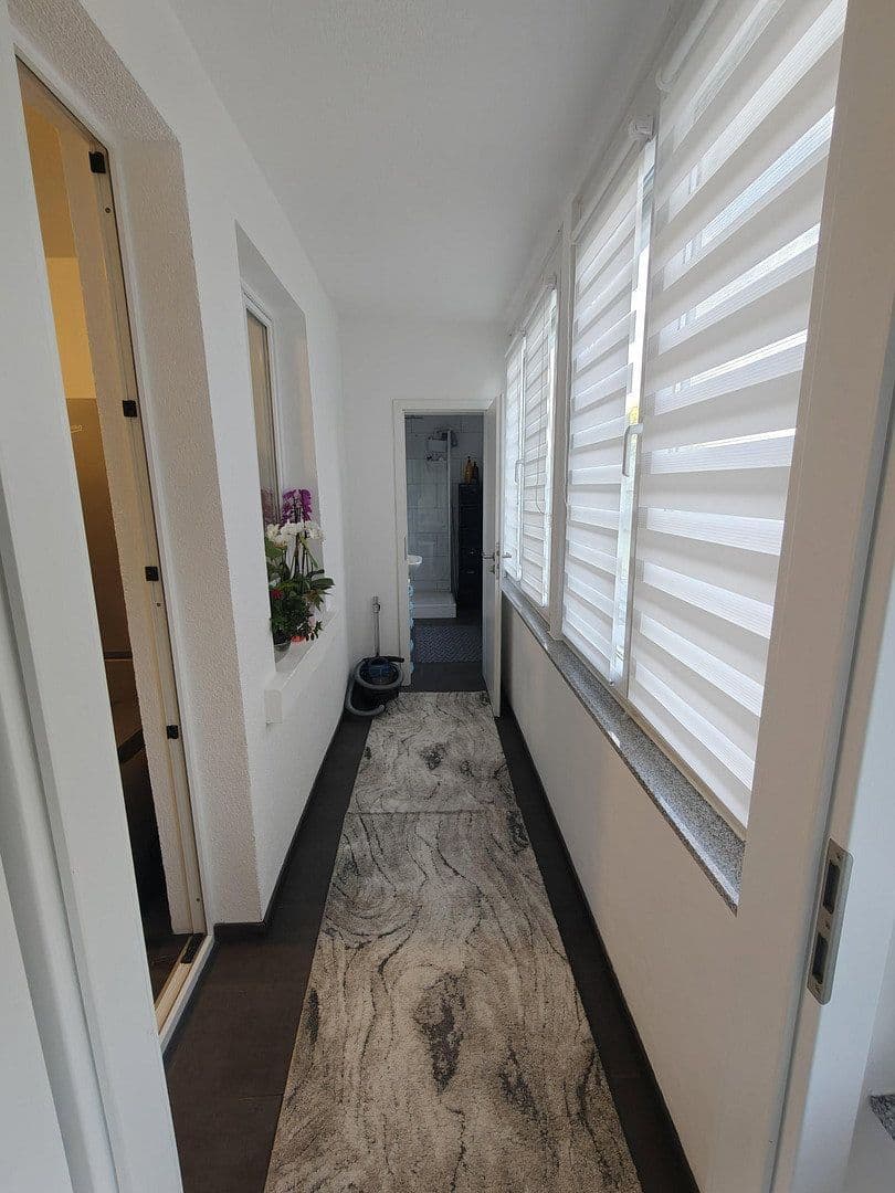Pronájem bytu 3+1 73 m², Rathausstr. 15, Kusterdingen, Bádensko-Württembersko Pronájem bytu 3+1 73 m², Rathausstr. 15, Kusterdingen, Bádensko-Württembersko