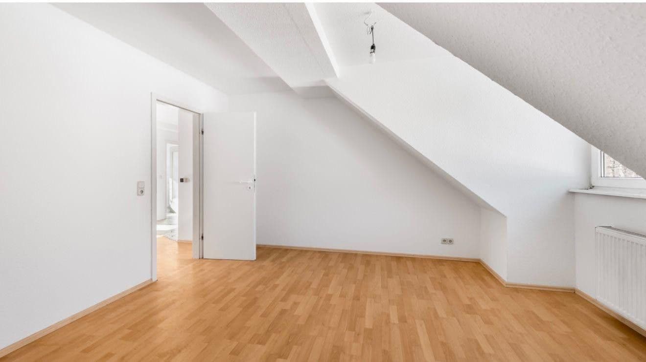 Pronájem bytu 3+1 85 m², Reichsstraße 10, Bochum, Severní Porýní-Vestfálsko Pronájem bytu 3+1 85 m², Reichsstraße 10, Bochum, Severní Porýní-Vestfálsko