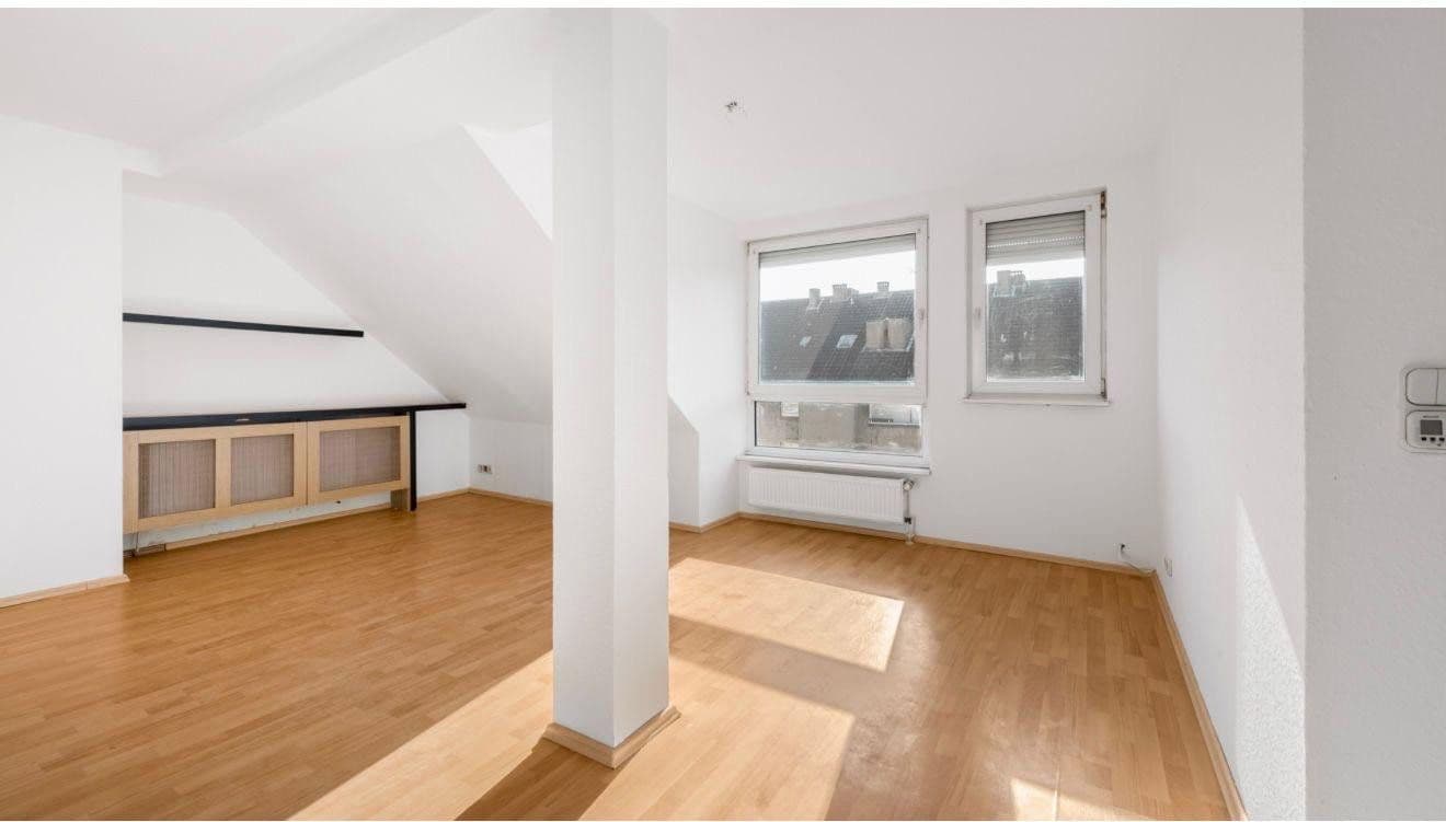 Pronájem bytu 3+1 85 m², Reichsstraße 10, Bochum, Severní Porýní-Vestfálsko Pronájem bytu 3+1 85 m², Reichsstraße 10, Bochum, Severní Porýní-Vestfálsko