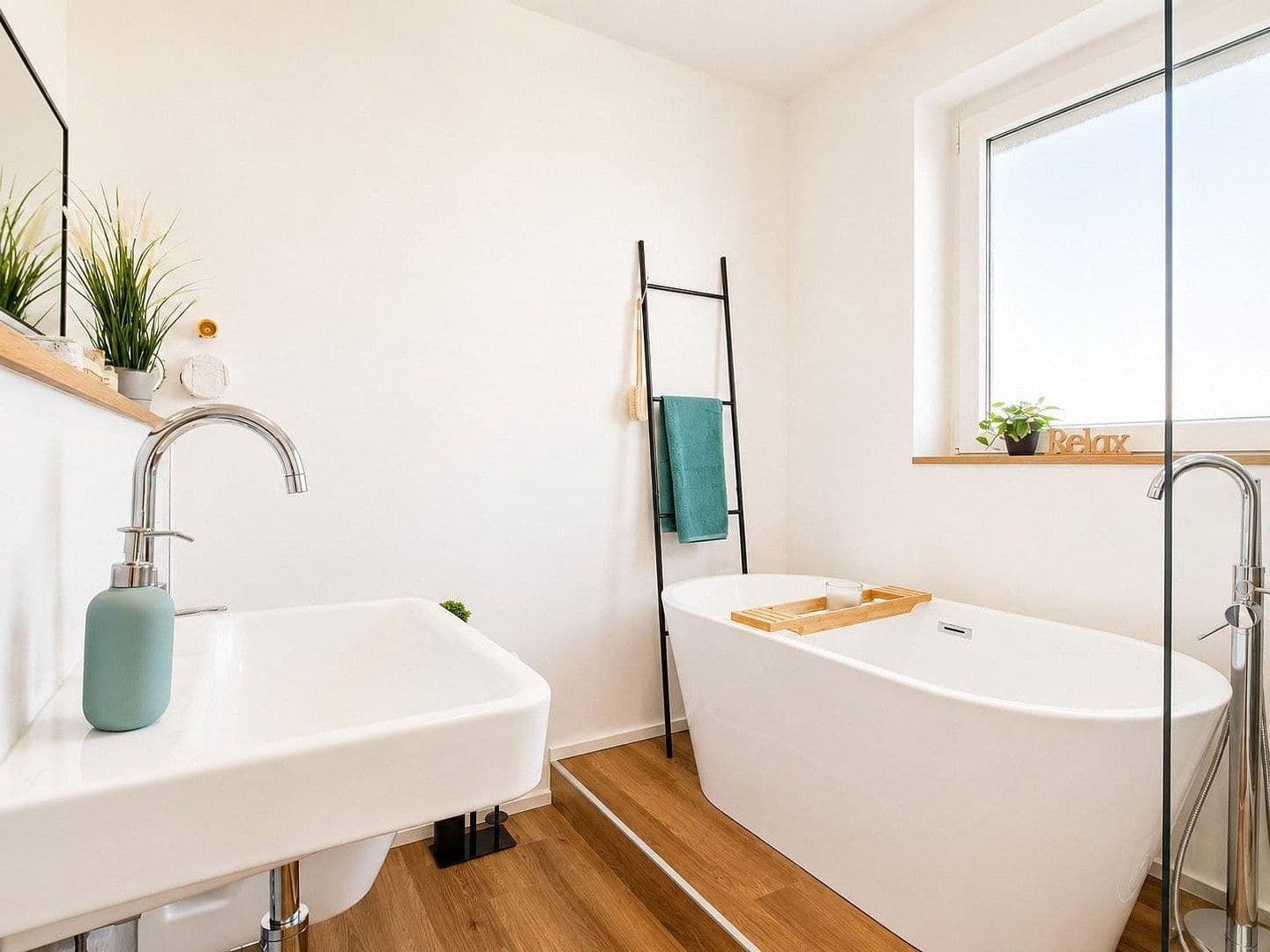 Prodej bytu 4+1 110 m², Niederwerrn, Bavorsko Prodej bytu 4+1 110 m², Niederwerrn, Bavorsko