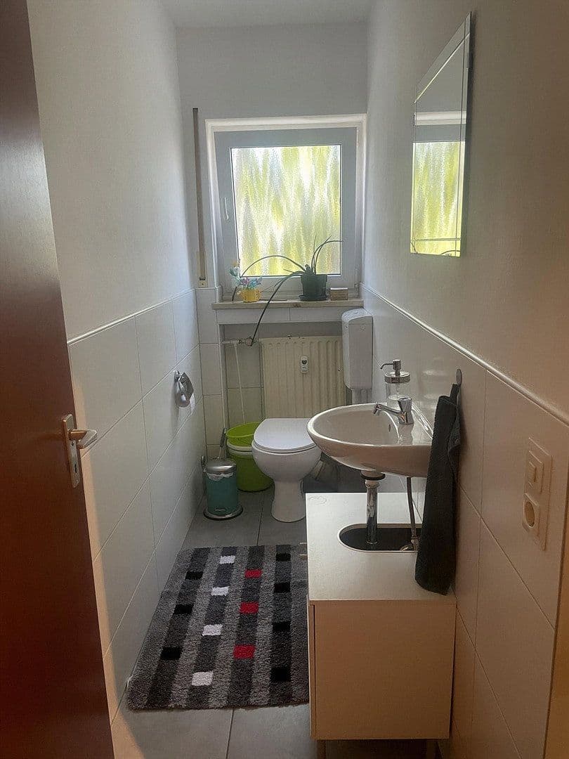 Pronájem bytu 3+1 77 m², Bamberger Str. 35, Diespeck, Bavorsko Pronájem bytu 3+1 77 m², Bamberger Str. 35, Diespeck, Bavorsko