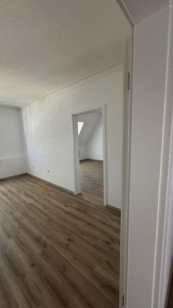 Pronájem bytu 4+1 100 m², Bochum, Severní Porýní-Vestfálsko Pronájem bytu 4+1 100 m², Bochum, Severní Porýní-Vestfálsko