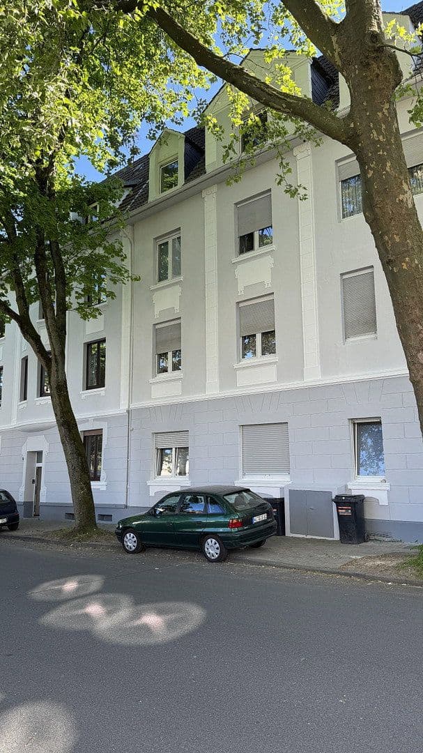 Pronájem bytu 4+1 100 m², Bochum, Severní Porýní-Vestfálsko Pronájem bytu 4+1 100 m², Bochum, Severní Porýní-Vestfálsko