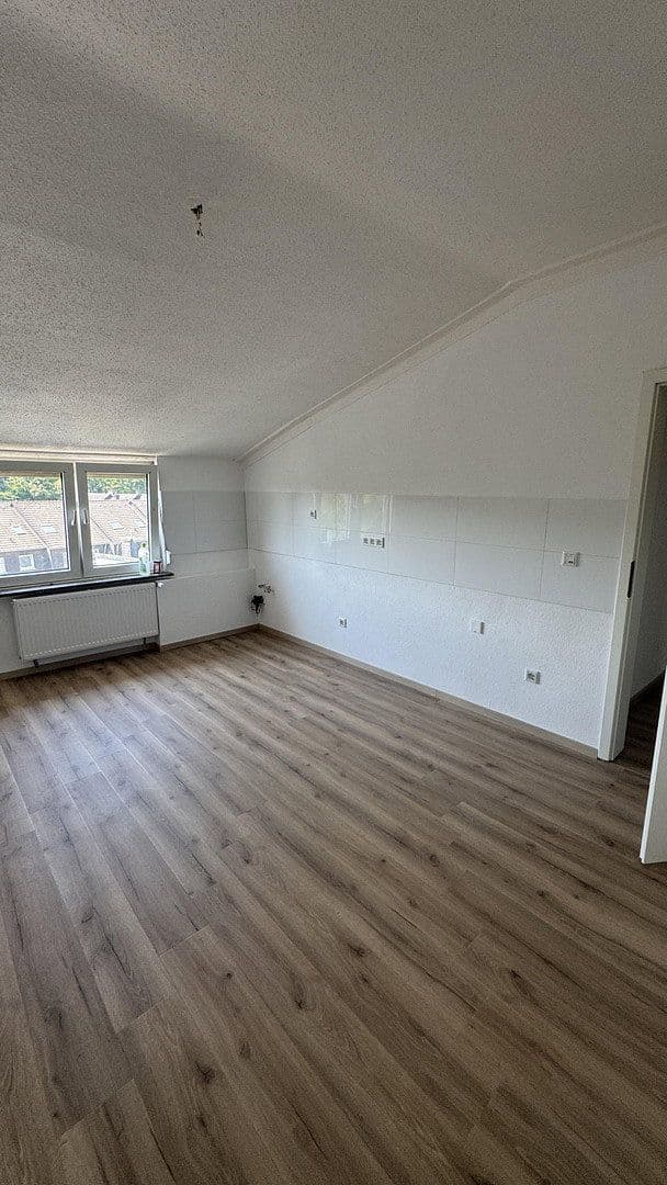 Pronájem bytu 4+1 100 m², Bochum, Severní Porýní-Vestfálsko Pronájem bytu 4+1 100 m², Bochum, Severní Porýní-Vestfálsko