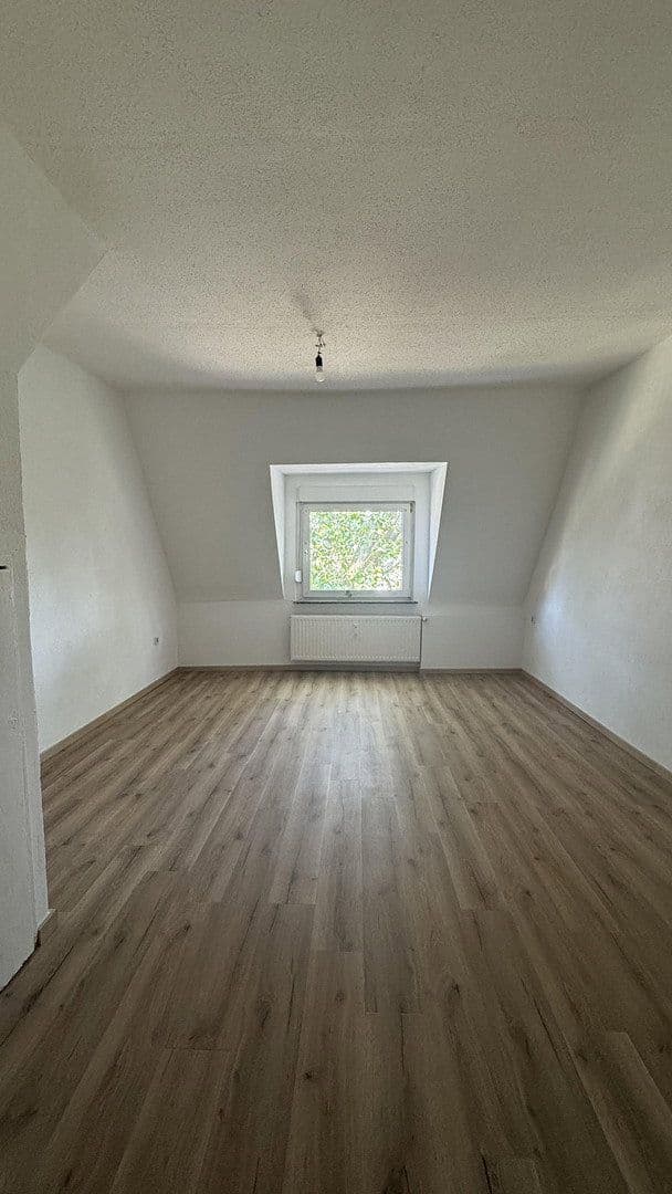 Pronájem bytu 4+1 100 m², Bochum, Severní Porýní-Vestfálsko Pronájem bytu 4+1 100 m², Bochum, Severní Porýní-Vestfálsko