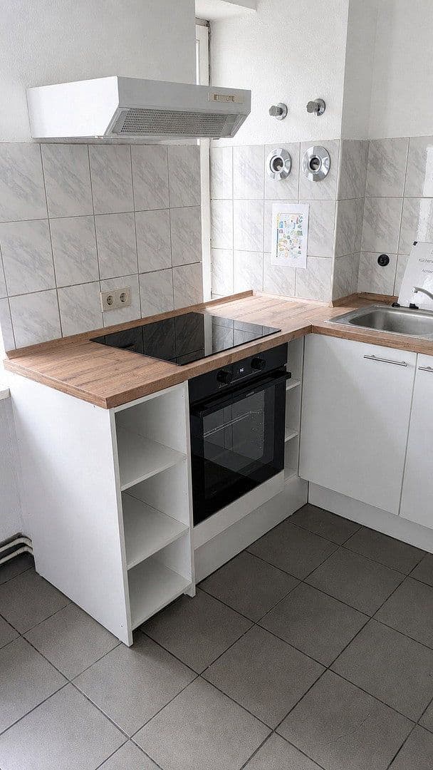 Pronájem bytu 25 m², Ursula-Goetze-Straße 25, Berlin, Berlín Pronájem bytu 25 m², Ursula-Goetze-Straße 25, Berlin, Berlín