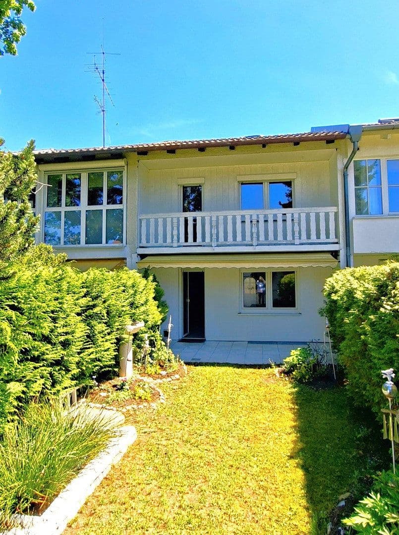 Prodej domu 86 m², pozemek 140 m², Josef-Mohr-Weg 47, München, Bavorsko Prodej domu 86 m², pozemek 140 m², Josef-Mohr-Weg 47, München, Bavorsko