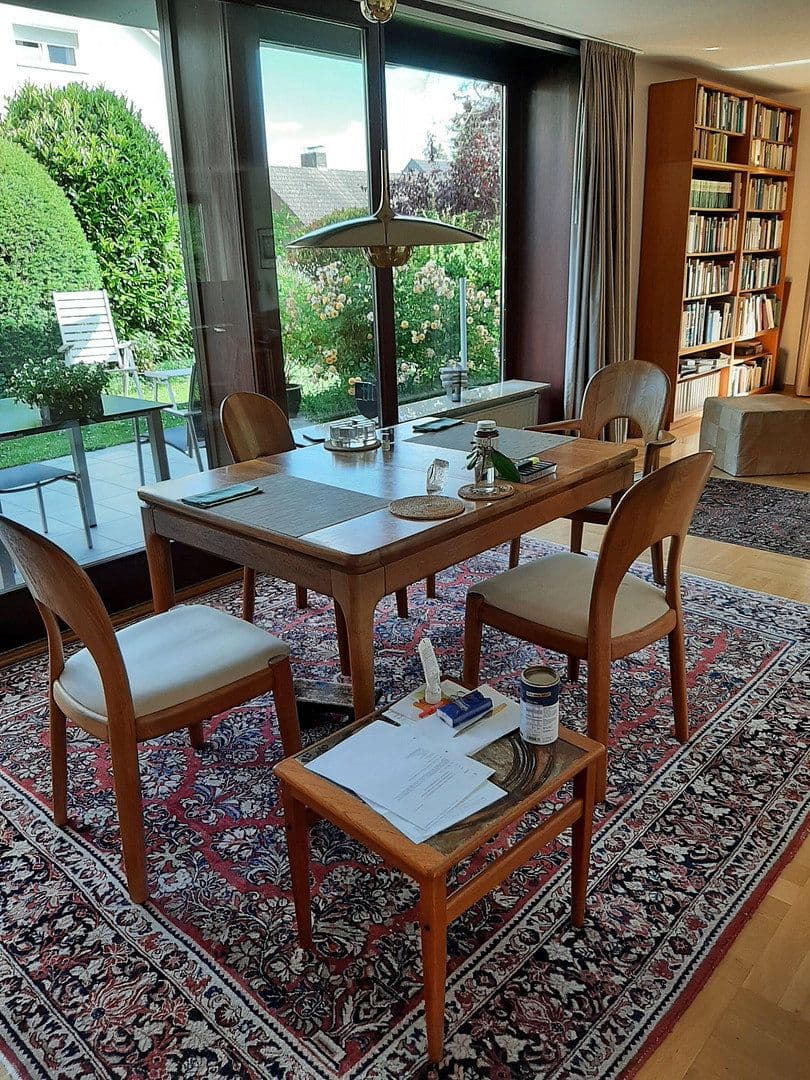 Prodej domu 166 m², pozemek 492 m², Oberursel (Taunus), Hessen Prodej domu 166 m², pozemek 492 m², Oberursel (Taunus), Hessen