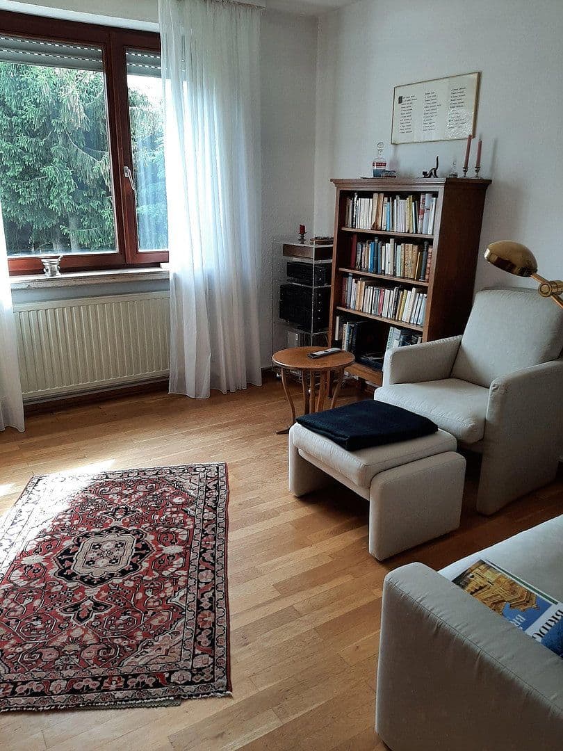 Prodej domu 166 m², pozemek 492 m², Oberursel (Taunus), Hessen Prodej domu 166 m², pozemek 492 m², Oberursel (Taunus), Hessen