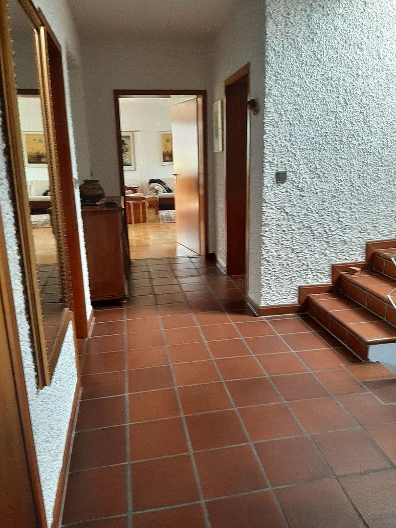 Prodej domu 166 m², pozemek 492 m², Oberursel (Taunus), Hessen Prodej domu 166 m², pozemek 492 m², Oberursel (Taunus), Hessen