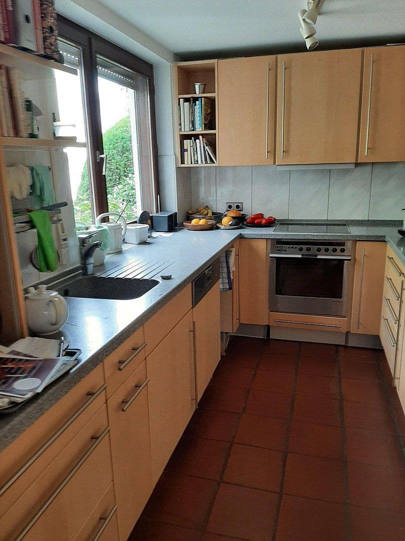 Prodej domu 166 m², pozemek 492 m², Oberursel (Taunus), Hessen Prodej domu 166 m², pozemek 492 m², Oberursel (Taunus), Hessen