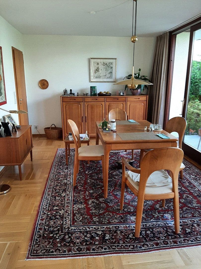 Prodej domu 166 m², pozemek 492 m², Oberursel (Taunus), Hessen Prodej domu 166 m², pozemek 492 m², Oberursel (Taunus), Hessen