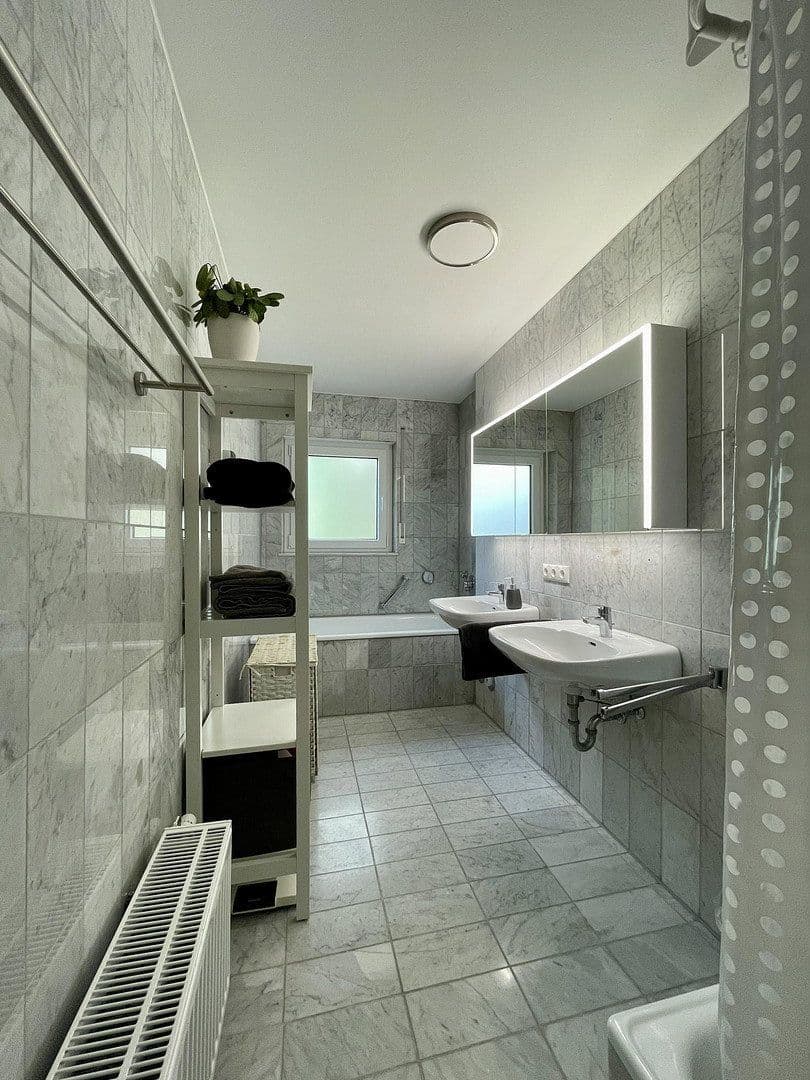 Prodej bytu 4+1 92 m², Ludwigsburg, Bádensko-Württembersko Prodej bytu 4+1 92 m², Ludwigsburg, Bádensko-Württembersko