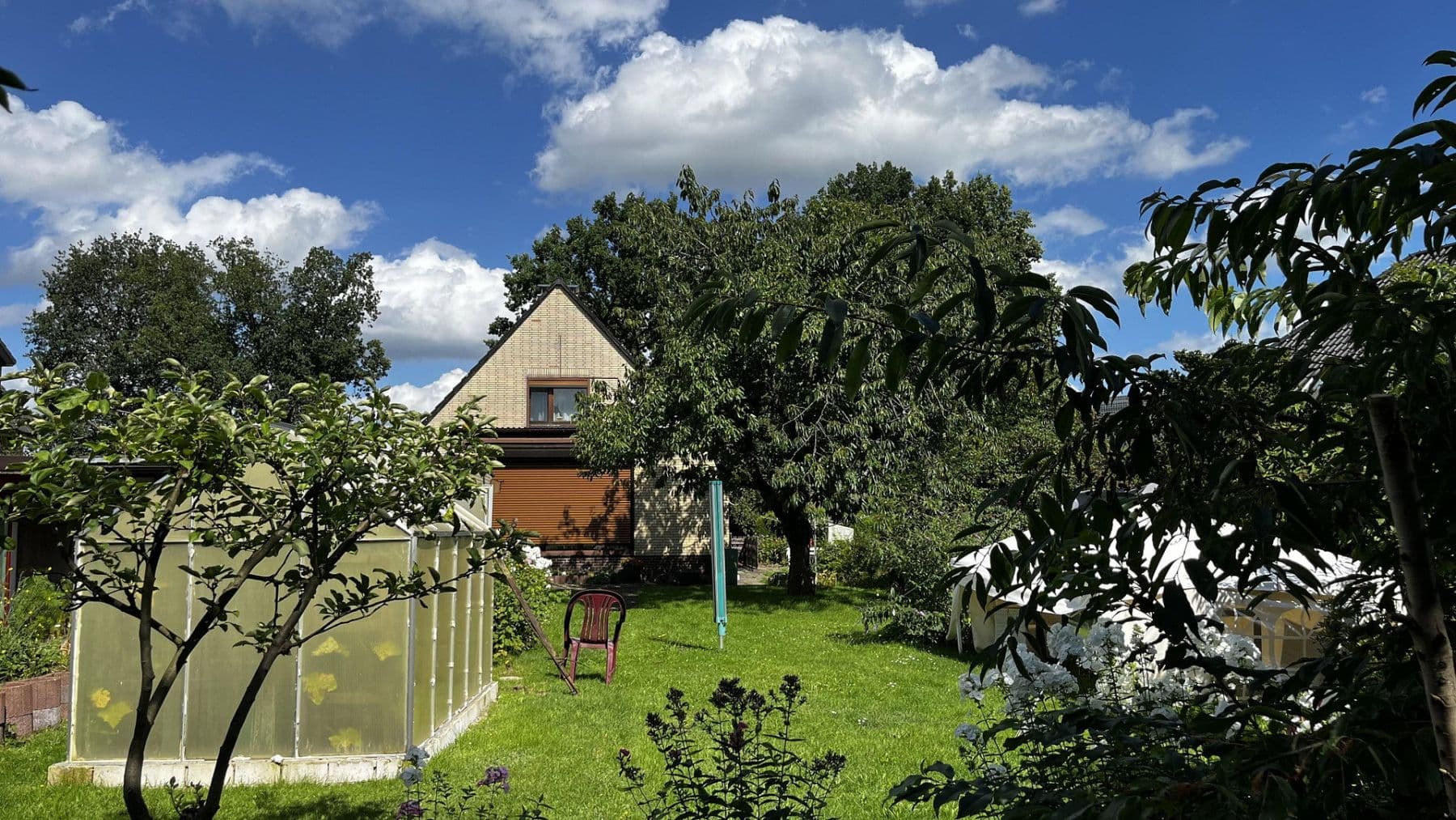 Prodej domu 150 m², pozemek 1.275 m², Quickborn, Šlesvicko-Holštýnsko Prodej domu 150 m², pozemek 1.275 m², Quickborn, Šlesvicko-Holštýnsko