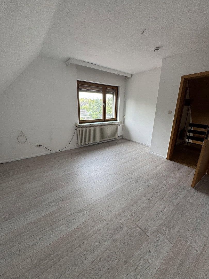 Prodej domu 150 m², pozemek 1.275 m², Quickborn, Šlesvicko-Holštýnsko Prodej domu 150 m², pozemek 1.275 m², Quickborn, Šlesvicko-Holštýnsko