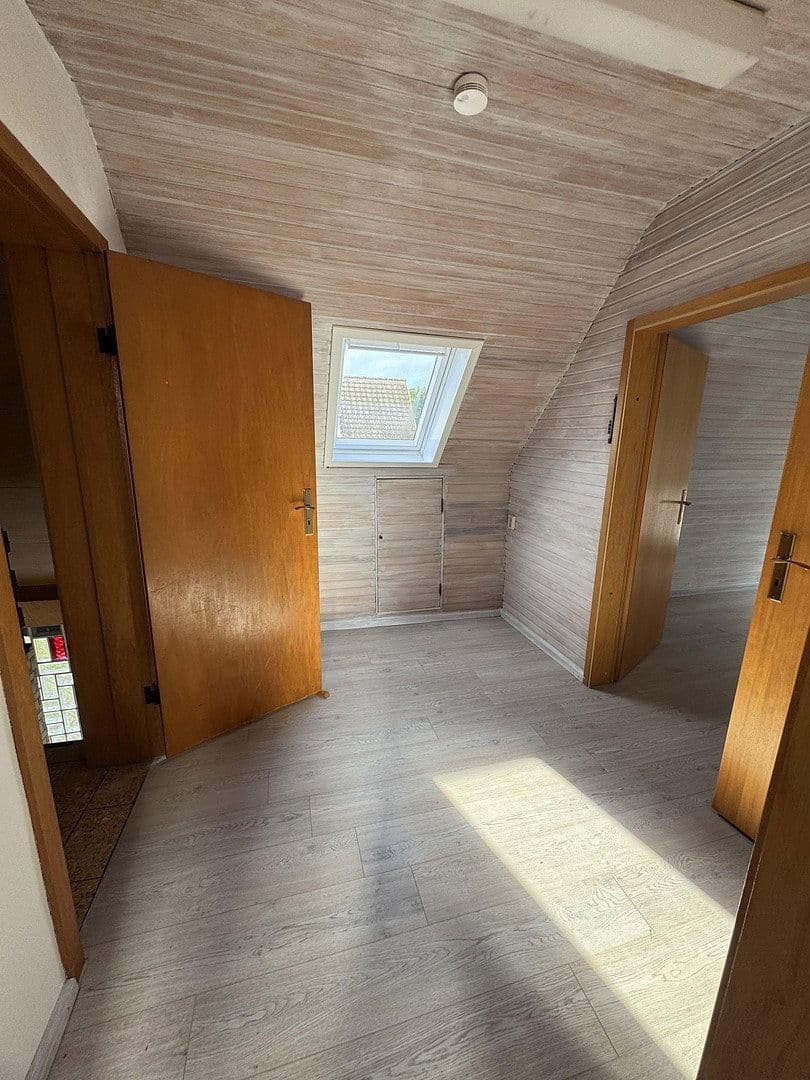 Prodej domu 150 m², pozemek 1.275 m², Quickborn, Šlesvicko-Holštýnsko Prodej domu 150 m², pozemek 1.275 m², Quickborn, Šlesvicko-Holštýnsko
