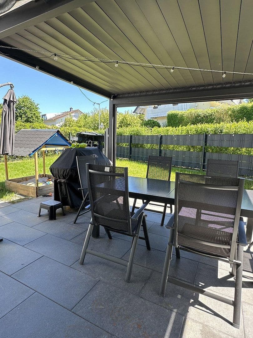 Pronájem domu 200 m², pozemek 500 m², Im Königsfeld 29, Sankt Katharinen, Porýní-Falc Pronájem domu 200 m², pozemek 500 m², Im Königsfeld 29, Sankt Katharinen, Porýní-Falc