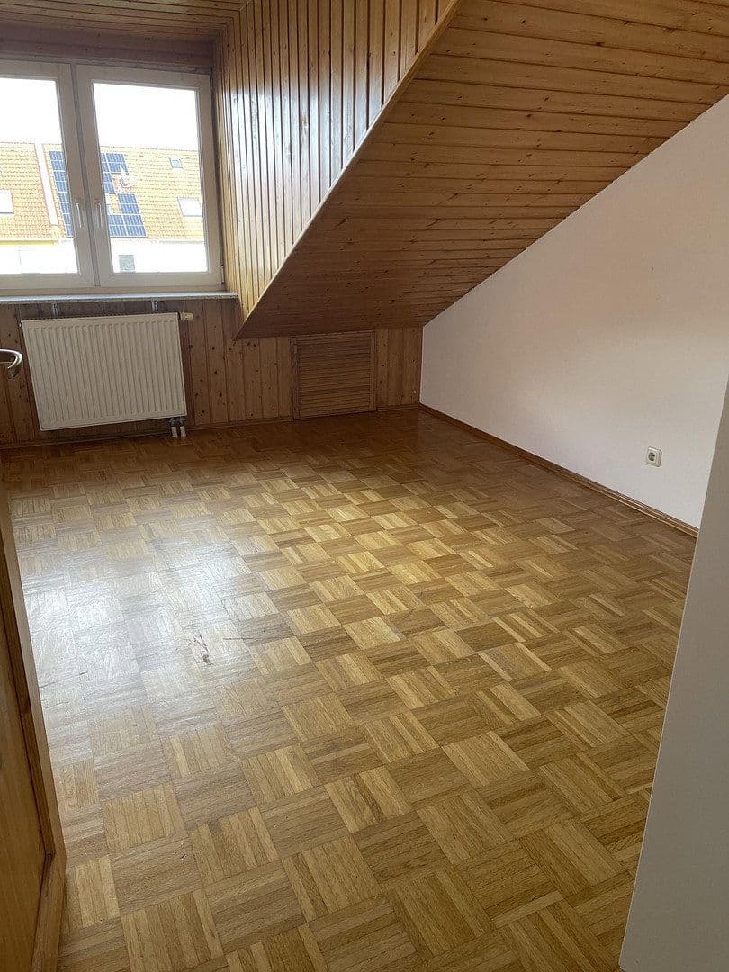 Pronájem bytu 3+1 70 m², Ginsheim-Gustavsburg, Hessen Pronájem bytu 3+1 70 m², Ginsheim-Gustavsburg, Hessen