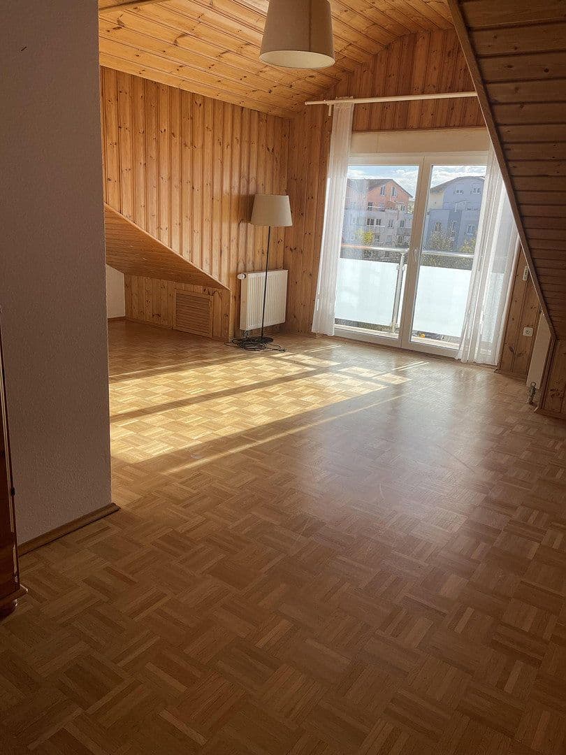 Pronájem bytu 3+1 70 m², Ginsheim-Gustavsburg, Hessen Pronájem bytu 3+1 70 m², Ginsheim-Gustavsburg, Hessen