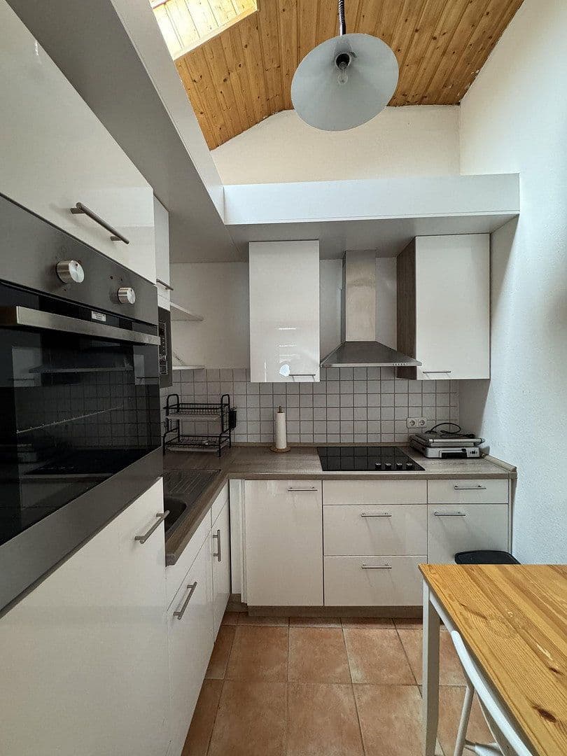 Pronájem bytu 3+1 70 m², Ginsheim-Gustavsburg, Hessen Pronájem bytu 3+1 70 m², Ginsheim-Gustavsburg, Hessen