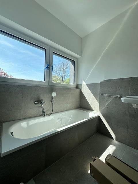 Pronájem bytu 4+1 145 m², Verl, Severní Porýní-Vestfálsko Pronájem bytu 4+1 145 m², Verl, Severní Porýní-Vestfálsko