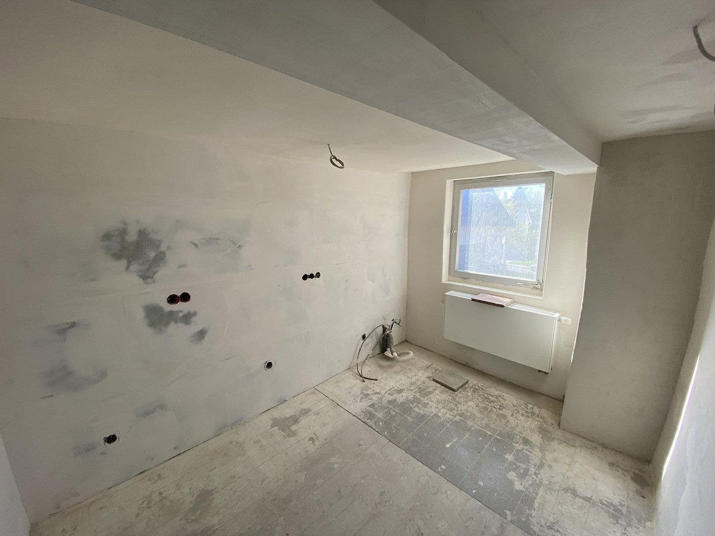 Prodej domu 159 m², pozemek 392 m², Rottenburg am Neckar, Bádensko-Württembersko Prodej domu 159 m², pozemek 392 m², Rottenburg am Neckar, Bádensko-Württembersko