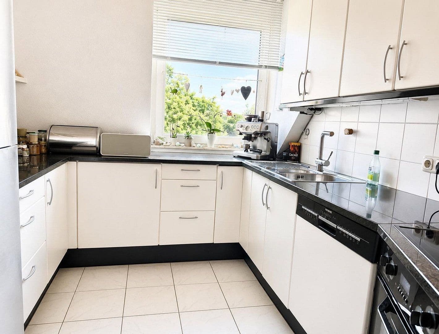 Prodej bytu 4+1 95 m², Denzlingen, Bádensko-Württembersko Prodej bytu 4+1 95 m², Denzlingen, Bádensko-Württembersko