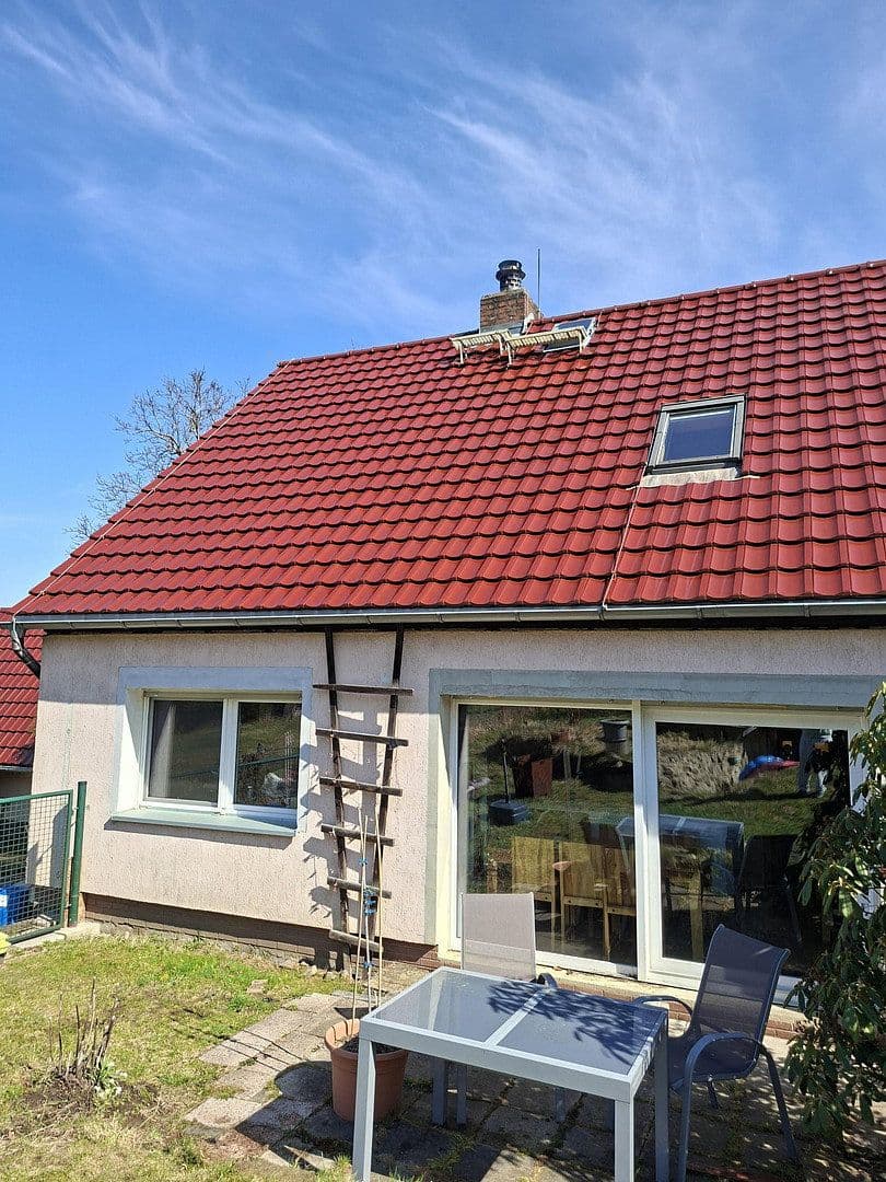 Prodej domu 100 m², pozemek 1.300 m², Hauptstraße 139, Großschönau, Sasko Prodej domu 100 m², pozemek 1.300 m², Hauptstraße 139, Großschönau, Sasko