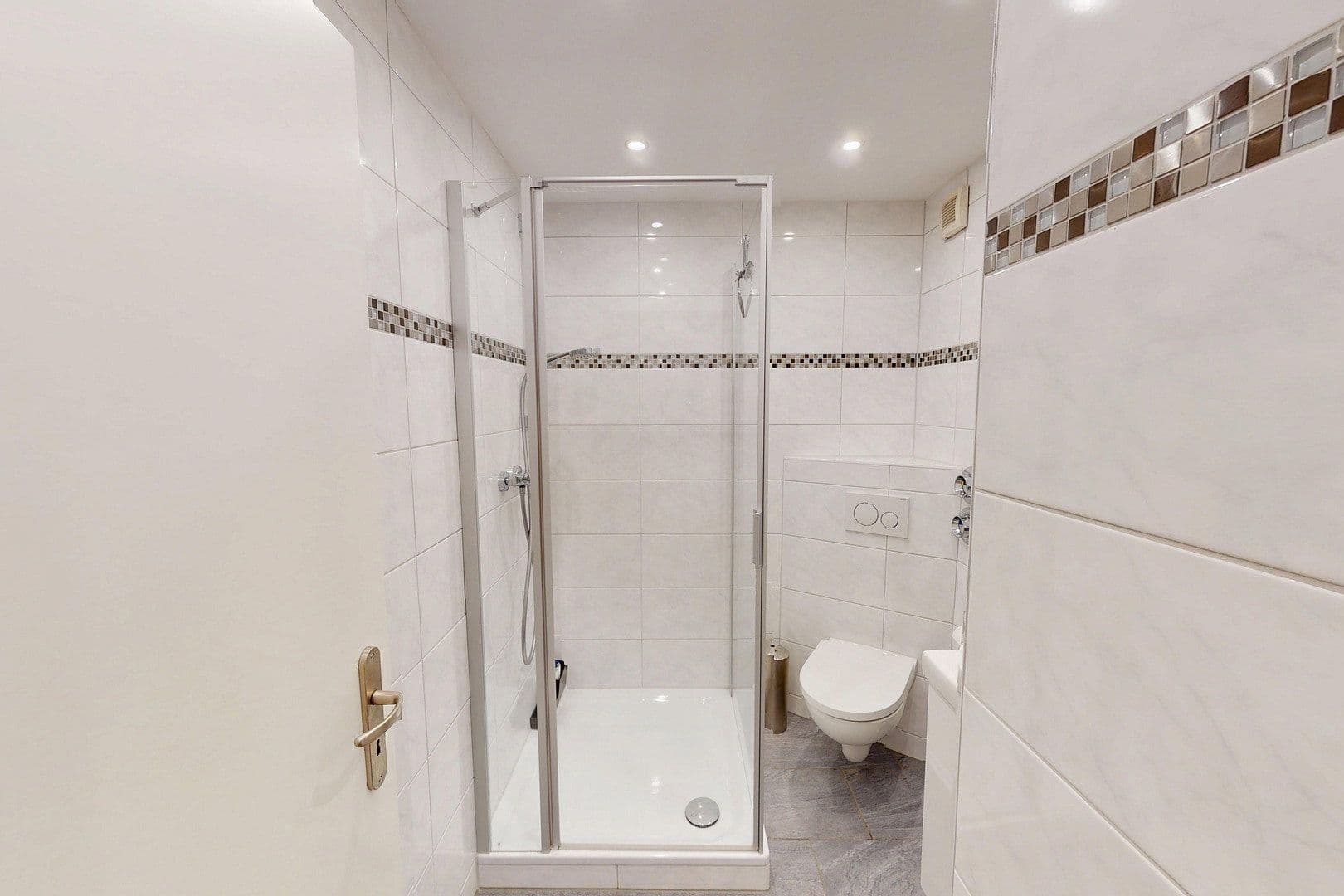 Prodej bytu 2+kk 114 m², Siegesstraße 22, München, Bavorsko Prodej bytu 2+kk 114 m², Siegesstraße 22, München, Bavorsko