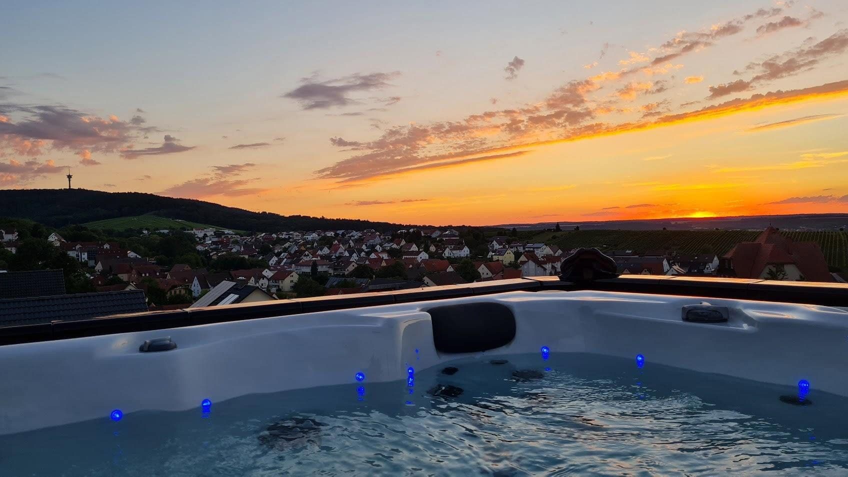 Prodej domu 273 m², pozemek 673 m², Graf-Stadion-Str. 3, Cleebronn, Bádensko-Württembersko Prodej domu 273 m², pozemek 673 m², Graf-Stadion-Str. 3, Cleebronn, Bádensko-Württembersko