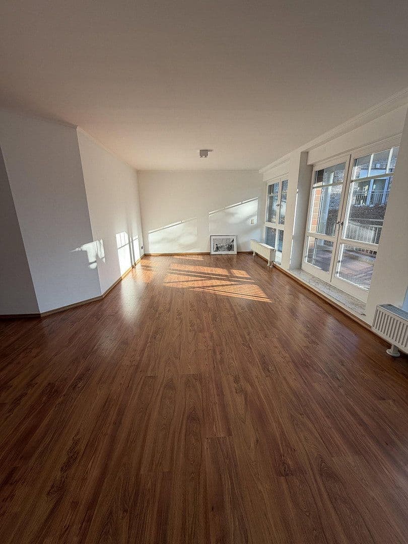 Prodej bytu 3+kk 117 m², Saseler Chaussee, Hamburg, Hamburg Prodej bytu 3+kk 117 m², Saseler Chaussee, Hamburg, Hamburg