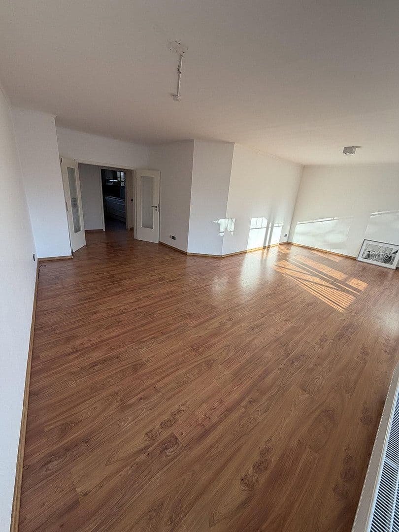 Prodej bytu 3+kk 117 m², Saseler Chaussee, Hamburg, Hamburg Prodej bytu 3+kk 117 m², Saseler Chaussee, Hamburg, Hamburg