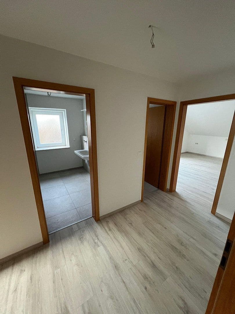 Pronájem bytu 4+kk 115 m², Carl-Weil-Straße 18, Bopfingen, Bádensko-Württembersko Pronájem bytu 4+kk 115 m², Carl-Weil-Straße 18, Bopfingen, Bádensko-Württembersko