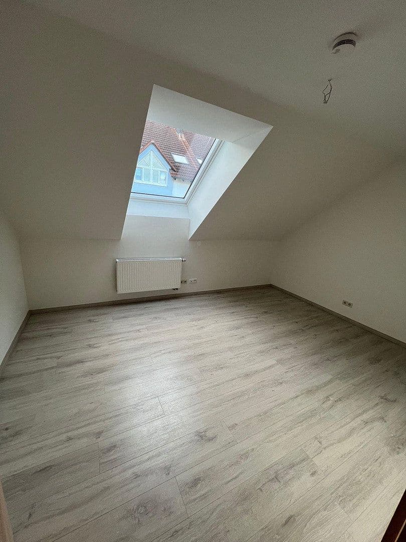Pronájem bytu 4+kk 115 m², Carl-Weil-Straße 18, Bopfingen, Bádensko-Württembersko Pronájem bytu 4+kk 115 m², Carl-Weil-Straße 18, Bopfingen, Bádensko-Württembersko