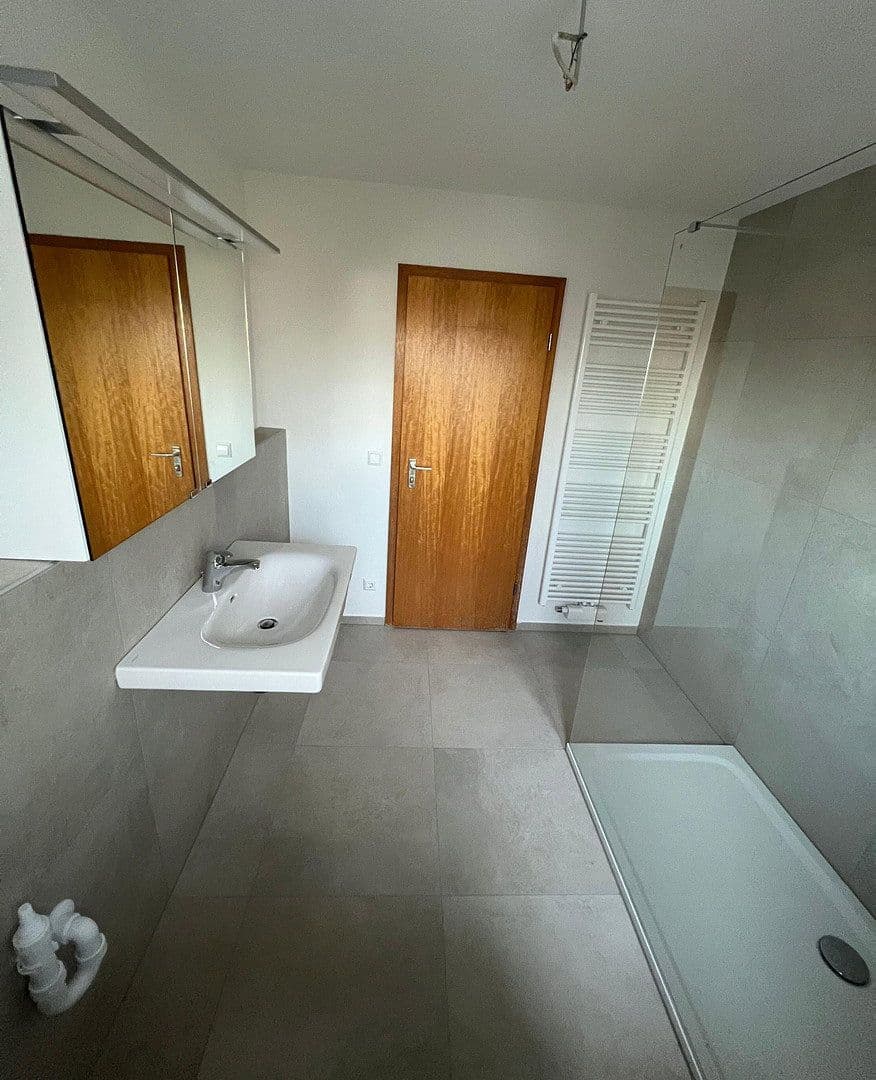 Pronájem bytu 4+kk 115 m², Carl-Weil-Straße 18, Bopfingen, Bádensko-Württembersko Pronájem bytu 4+kk 115 m², Carl-Weil-Straße 18, Bopfingen, Bádensko-Württembersko