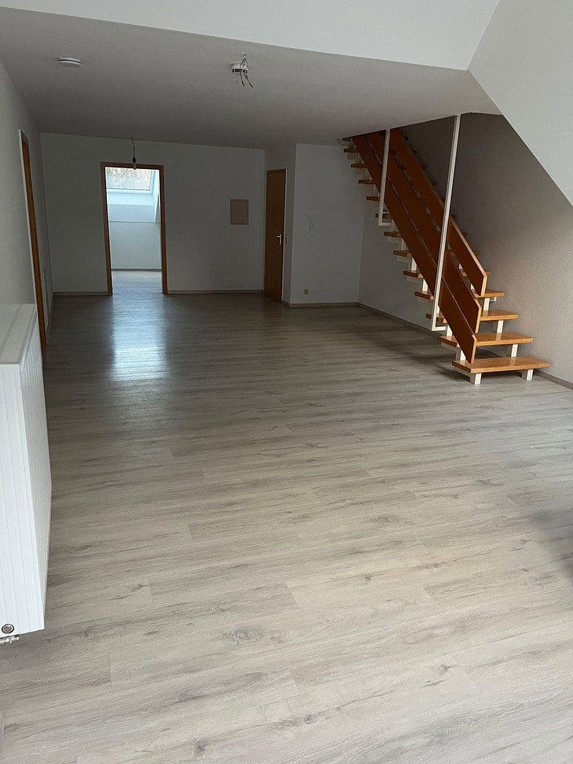 Pronájem bytu 4+kk 115 m², Carl-Weil-Straße 18, Bopfingen, Bádensko-Württembersko Pronájem bytu 4+kk 115 m², Carl-Weil-Straße 18, Bopfingen, Bádensko-Württembersko