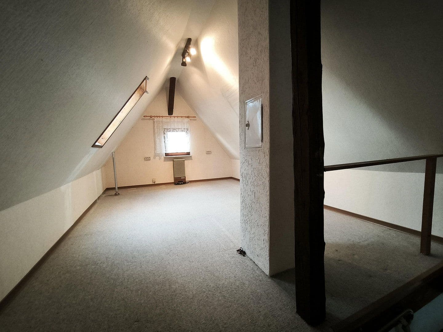 Prodej domu 141 m², pozemek 179 m², Remshalden, Bádensko-Württembersko Prodej domu 141 m², pozemek 179 m², Remshalden, Bádensko-Württembersko