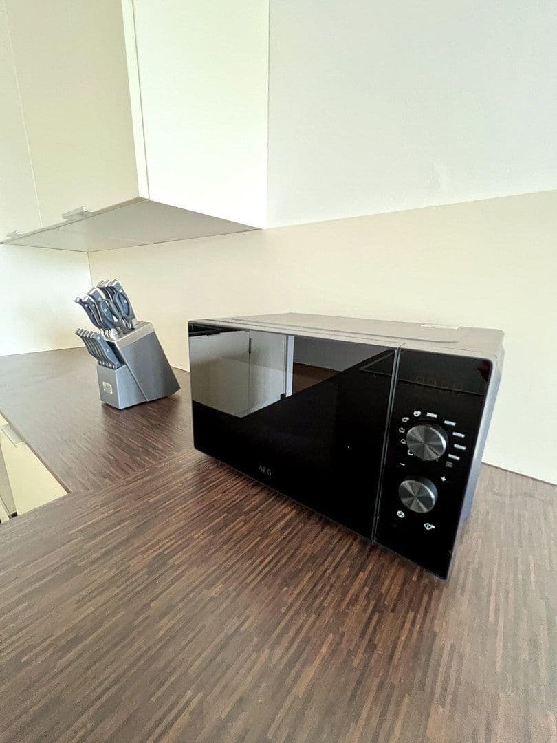 Pronájem bytu 2+1 79 m², Oskar-von-Miller-Str. 12, Frankfurt, Hessen Pronájem bytu 2+1 79 m², Oskar-von-Miller-Str. 12, Frankfurt, Hessen