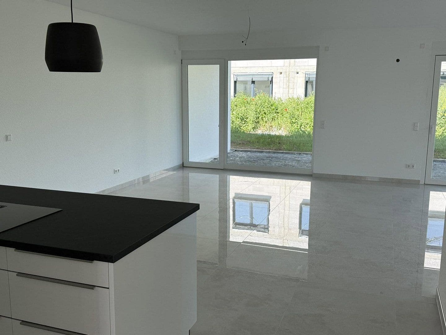 Pronájem bytu 3+1 127 m², Thomas-Schreiber-Weg 5 Wohnung oben, Bad Mergentheim, Bádensko-Württembersko Pronájem bytu 3+1 127 m², Thomas-Schreiber-Weg 5 Wohnung oben, Bad Mergentheim, Bádensko-Württembersko