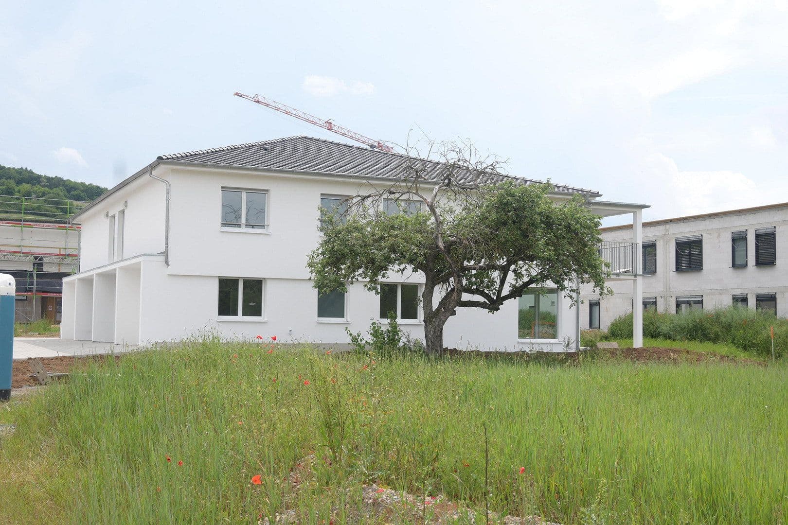 Pronájem bytu 3+1 127 m², Thomas-Schreiber-Weg 5 Wohnung oben, Bad Mergentheim, Bádensko-Württembersko Pronájem bytu 3+1 127 m², Thomas-Schreiber-Weg 5 Wohnung oben, Bad Mergentheim, Bádensko-Württembersko