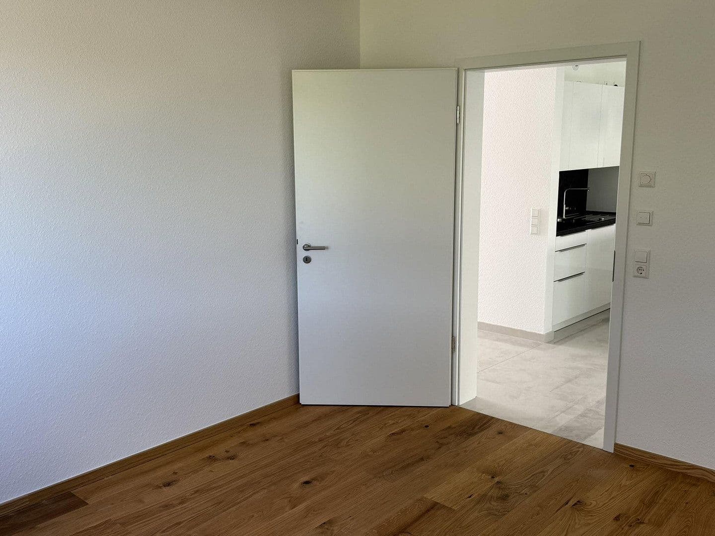 Pronájem bytu 3+1 127 m², Thomas-Schreiber-Weg 5 Wohnung oben, Bad Mergentheim, Bádensko-Württembersko Pronájem bytu 3+1 127 m², Thomas-Schreiber-Weg 5 Wohnung oben, Bad Mergentheim, Bádensko-Württembersko