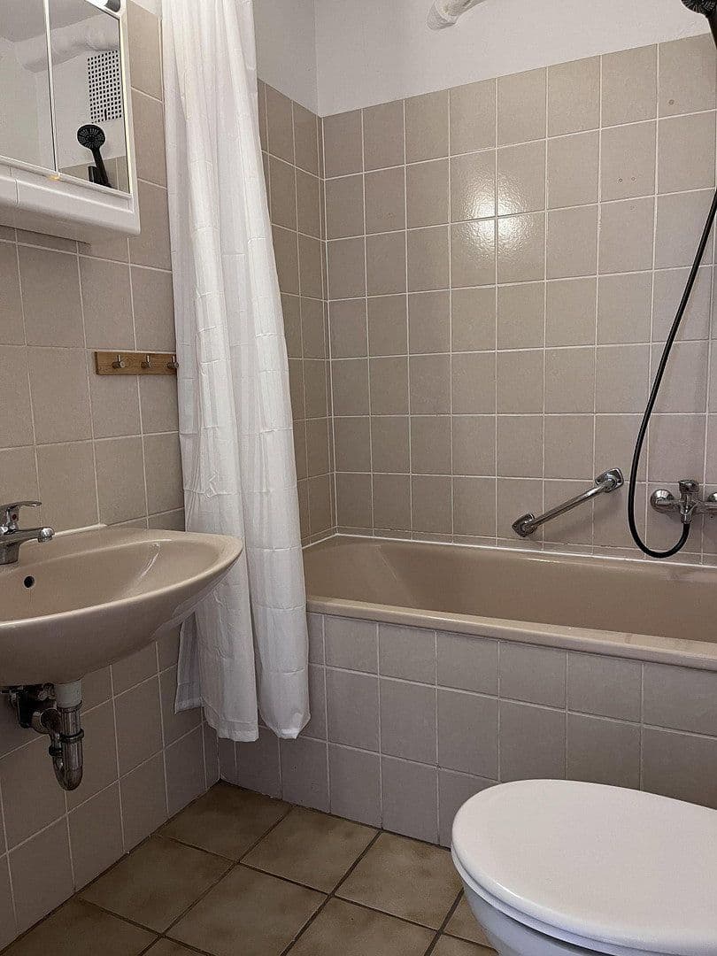 Pronájem bytu 2+1 39 m², Goschenstr.76, Hildesheim, Dolní Sasko Pronájem bytu 2+1 39 m², Goschenstr.76, Hildesheim, Dolní Sasko