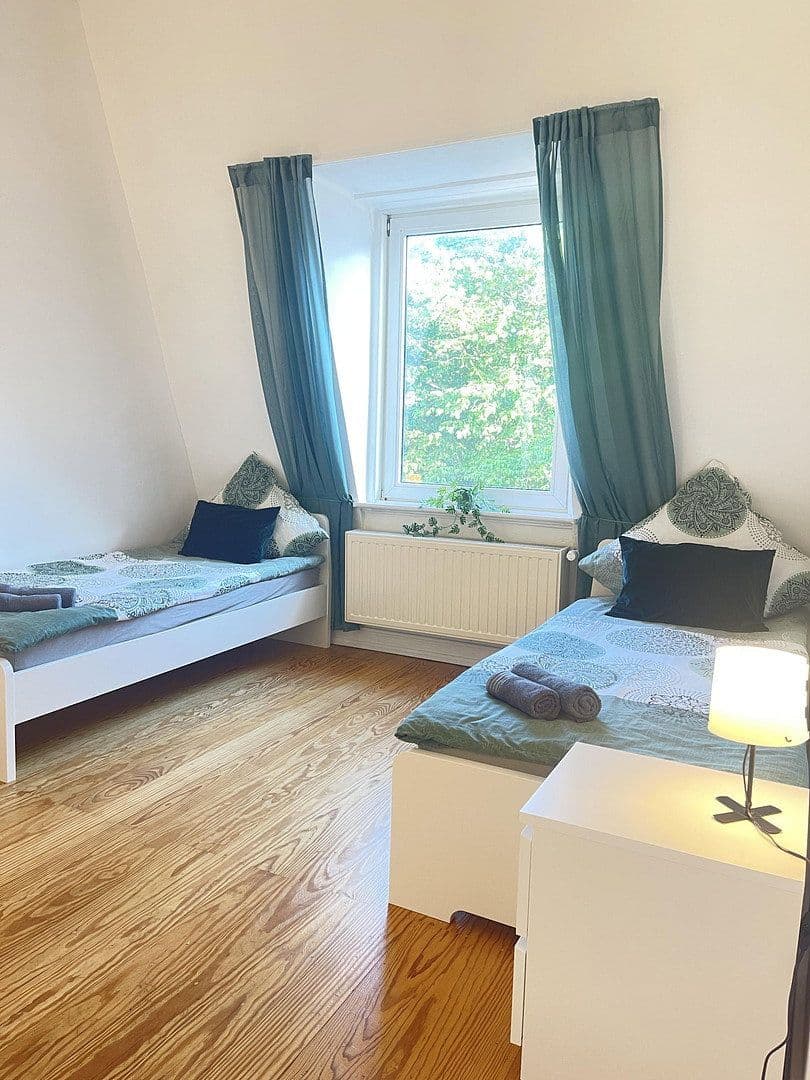 Pronájem bytu 3+1 86 m², Hamburg, Hamburg Pronájem bytu 3+1 86 m², Hamburg, Hamburg