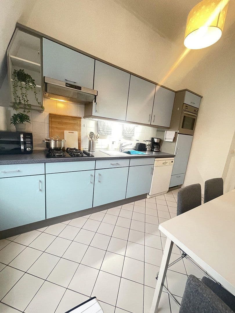 Pronájem bytu 3+1 86 m², Hamburg, Hamburg Pronájem bytu 3+1 86 m², Hamburg, Hamburg