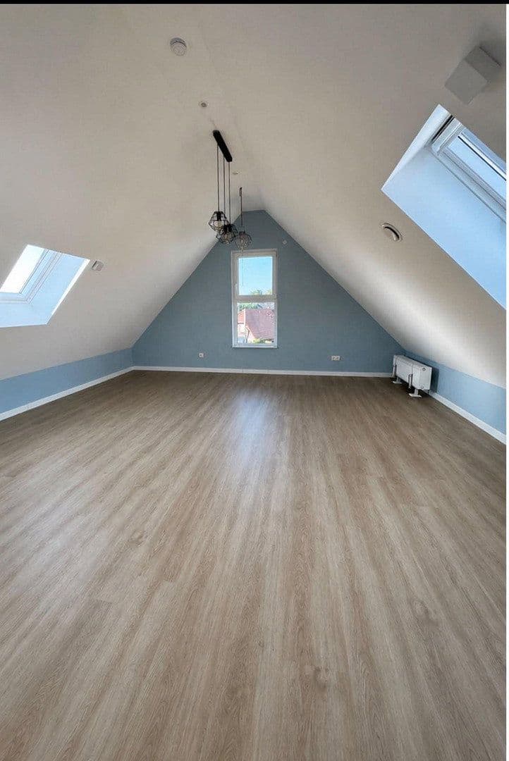 Prodej domu 133 m², pozemek 342 m², Elmshorn, Šlesvicko-Holštýnsko Prodej domu 133 m², pozemek 342 m², Elmshorn, Šlesvicko-Holštýnsko
