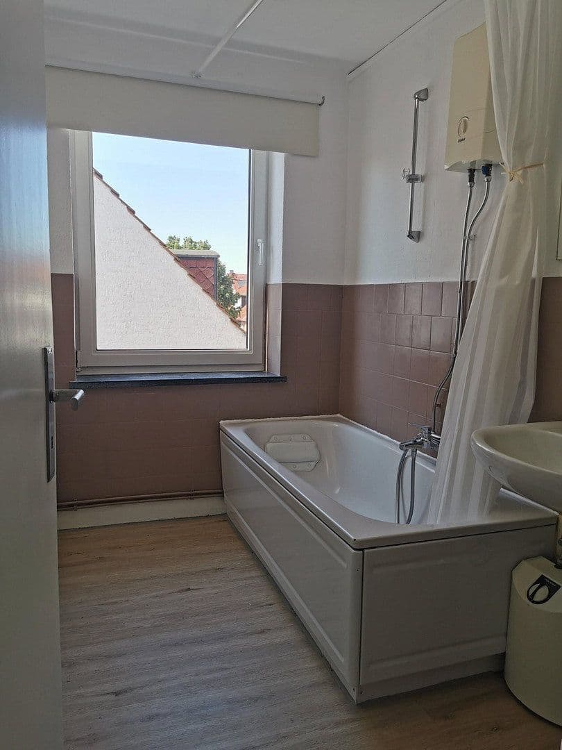 Pronájem bytu 2+1 53 m², Goschenstr.76, Hildesheim, Dolní Sasko Pronájem bytu 2+1 53 m², Goschenstr.76, Hildesheim, Dolní Sasko